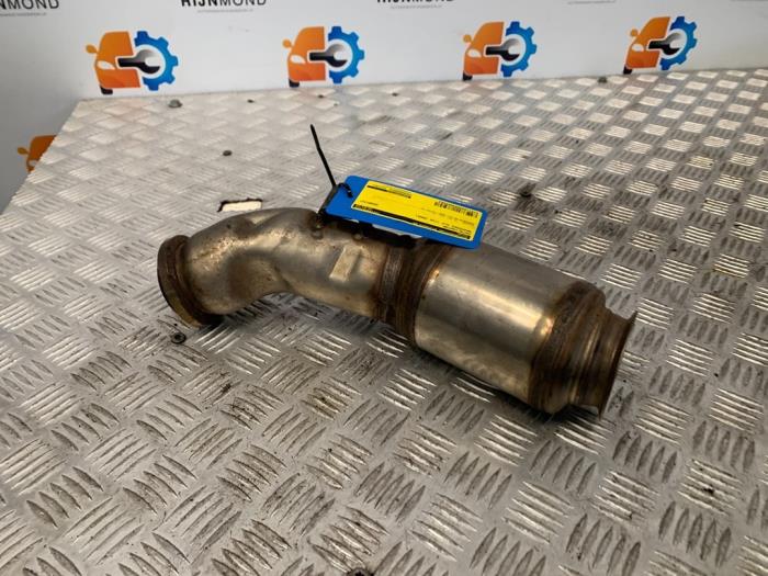 Katalysator van een Mercedes-Benz CLK (C209) 3.2 320 CDI V6 24V 2008