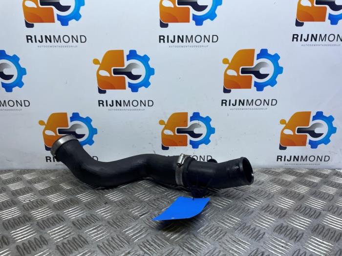 Gebruikte Turboslang Ford Focus 3 1.0 Ti-VCT EcoBoost 12V 100 Prijs op aanvraag aangeboden door Autodemontage Rijnmond BV