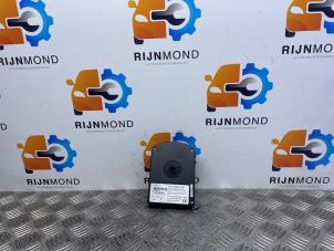 Gebruikte Module Telefoon Ford Focus 3 1.0 Ti-VCT EcoBoost 12V 100 Prijs € 85,00 Margeregeling aangeboden door Autodemontage Rijnmond BV