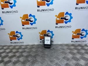 Gebruikte Computer Verlichting Ford Focus 3 1.0 Ti-VCT EcoBoost 12V 100 Prijs op aanvraag aangeboden door Autodemontage Rijnmond BV