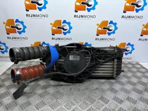 Gebruikte Intercooler Peugeot 208 I (CA/CC/CK/CL) 1.6 16V GTI Prijs € 108,90 Inclusief btw aangeboden door Autodemontage Rijnmond BV