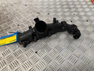 Gebruikte Inlaatspruitstuk Volkswagen Polo V (6R) 1.4 TDI DPF BlueMotion technology Prijs op aanvraag aangeboden door Autodemontage Rijnmond BV