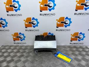 Gebruikte Opbergvak Mercedes C (W204) 2.2 C-220 CDI 16V BlueEFFICIENCY Prijs op aanvraag aangeboden door Autodemontage Rijnmond BV