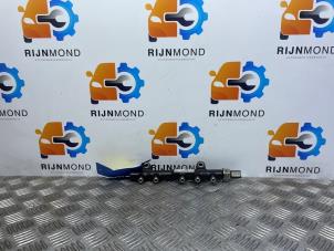 Gebruikte Common rail (Injectie) Volvo V40 (MV) 1.6 D2 Prijs op aanvraag aangeboden door Autodemontage Rijnmond BV