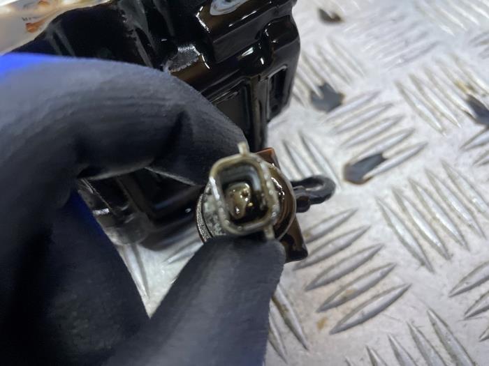 Gebruikte Oliepomp Renault Kadjar (RFEH) 1.2 Energy TCE 130 Prijs op aanvraag aangeboden door Autodemontage Rijnmond BV