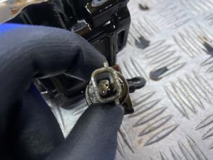 Gebruikte Oliepomp Renault Kadjar (RFEH) 1.2 Energy TCE 130 Prijs op aanvraag aangeboden door Autodemontage Rijnmond BV