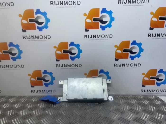 Gebruikte Bluetooth module BMW 5 serie (E60) 530d 24V Prijs op aanvraag aangeboden door Autodemontage Rijnmond BV