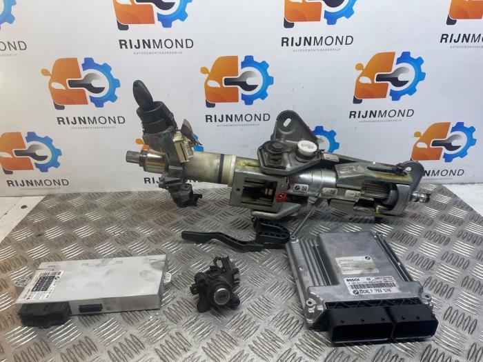 Gebruikte Kontaktslot + computer BMW 5 serie (E60) 530d 24V Prijs € 200,00 Margeregeling aangeboden door Autodemontage Rijnmond BV