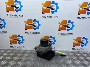 Gebruikte ABS Pomp Volkswagen Polo V (6R) 1.2 TDI 12V BlueMotion Prijs op aanvraag aangeboden door Autodemontage Rijnmond BV