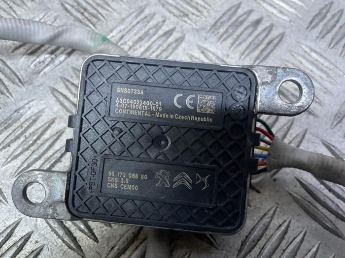 Nox sensor van een Opel Vivaro 2.0 CDTI 150 2019