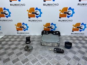 Gebruikte Kontaktslot + computer Jaguar X-type 2.1 V6 24V Prijs op aanvraag aangeboden door Autodemontage Rijnmond BV