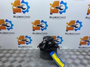 Gebruikte Kachel Ventilatiemotor Volkswagen Crafter 2.0 TDI 16V Prijs € 20,00 Margeregeling aangeboden door Autodemontage Rijnmond BV