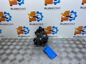 Gebruikte Brandstofpomp Mechanisch Volkswagen Crafter 2.0 TDI 16V Prijs € 175,00 Margeregeling aangeboden door Autodemontage Rijnmond BV