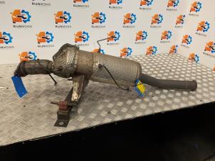 Gebruikte Roetfilter Renault Master III (MA/MB/MC/MD/MH/MF/MG/MH) 2.3 dCi 16V Prijs € 300,00 Margeregeling aangeboden door Autodemontage Rijnmond BV