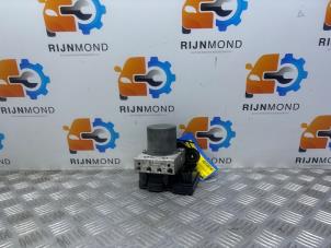 Gebruikte ABS Pomp Seat Ibiza V (KJB) 1.0 TSI 12V Prijs € 90,00 Margeregeling aangeboden door Autodemontage Rijnmond BV