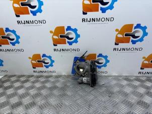 Gebruikte Gasklephuis Renault Captur (2R) 0.9 Energy TCE 12V Prijs € 6,05 Inclusief btw aangeboden door Autodemontage Rijnmond BV