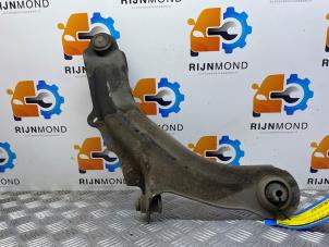 Gebruikte Draagarm links-voor Renault Captur (2R) 0.9 Energy TCE 12V Prijs € 72,60 Inclusief btw aangeboden door Autodemontage Rijnmond BV