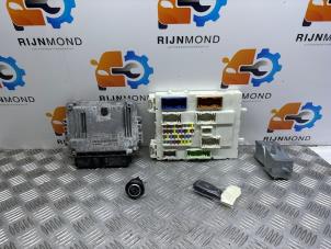 Gebruikte Kontaktslot + computer Ford Focus 3 1.0 Ti-VCT EcoBoost 12V 125 Prijs op aanvraag aangeboden door Autodemontage Rijnmond BV