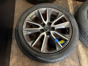 Gebruikte Velgen set + banden Mazda CX-3 (DJ/DK) 2.0 SkyActiv-G 120 Prijs € 786,50 Inclusief btw aangeboden door Autodemontage Rijnmond BV
