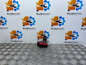 Gebruikte Zekeringkast Mazda CX-3 (DJ/DK) 2.0 SkyActiv-G 120 Prijs € 40,00 Inclusief btw aangeboden door Autodemontage Rijnmond BV