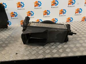 Gebruikte Intercooler Ford Focus 3 1.0 Ti-VCT EcoBoost 12V 100 Prijs op aanvraag aangeboden door Autodemontage Rijnmond BV
