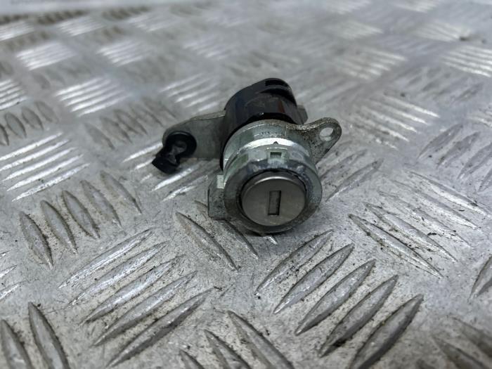 Kontaktslot + computer van een Fiat Punto Evo (199) 1.3 JTD Multijet 85 16V Euro 5 2011