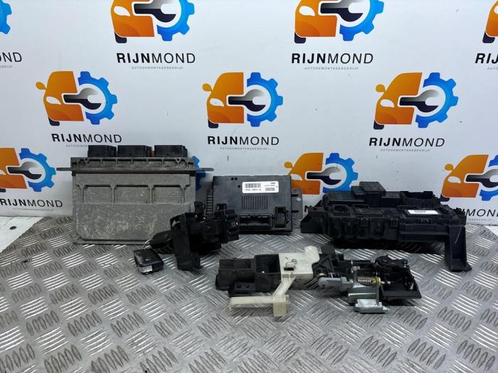 Kontaktslot + computer van een Ford (USA) Edge 3.5 V6 24V AWD 2011