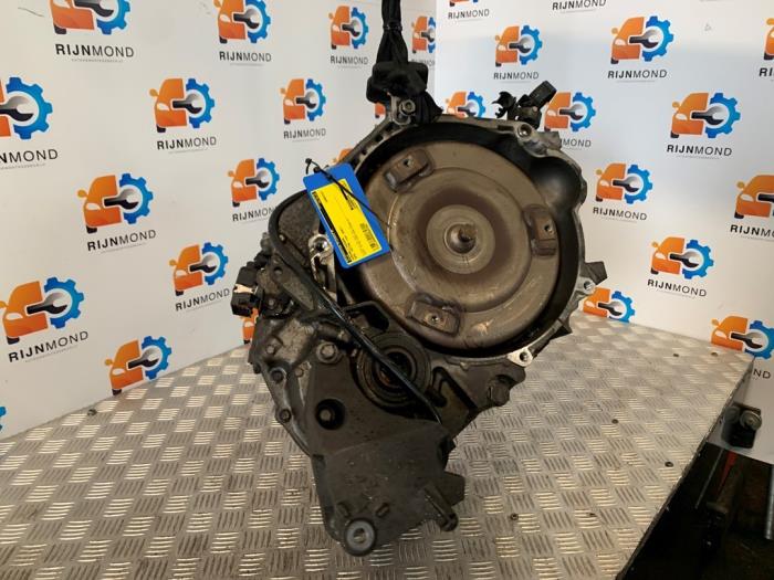 Gebruikte Automaatbak Opel Vectra C GTS 2.2 DIG 16V Prijs € 300,00 Margeregeling aangeboden door Autodemontage Rijnmond BV