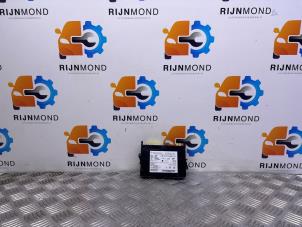 Gebruikte Module Telefoon Mercedes A (177.0) 1.3 A-160 Turbo 16V Prijs € 121,00 Inclusief btw aangeboden door Autodemontage Rijnmond BV