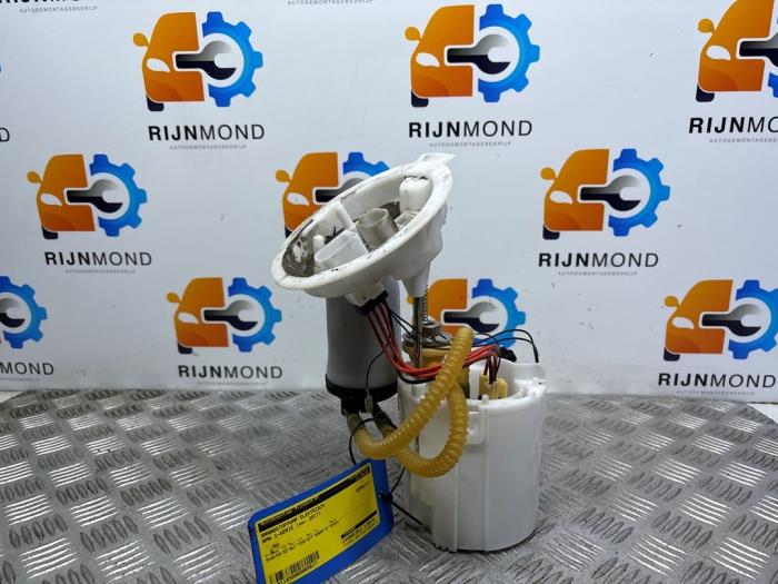 Gebruikte Tank element Pomp BMW 1 serie (F20) 118i 1.5 TwinPower 12V Prijs € 90,75 Inclusief btw aangeboden door Autodemontage Rijnmond BV