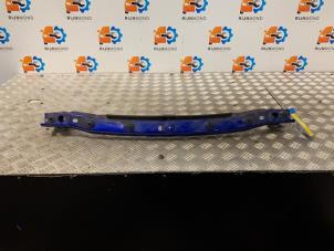 Gebruikte Radiateurbalk Jaguar XE 2.0d 180 16V Prijs op aanvraag aangeboden door Autodemontage Rijnmond BV