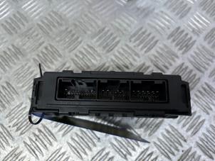 Gebruikte Climatronic module Jaguar XE 2.0d 180 16V Prijs op aanvraag aangeboden door Autodemontage Rijnmond BV