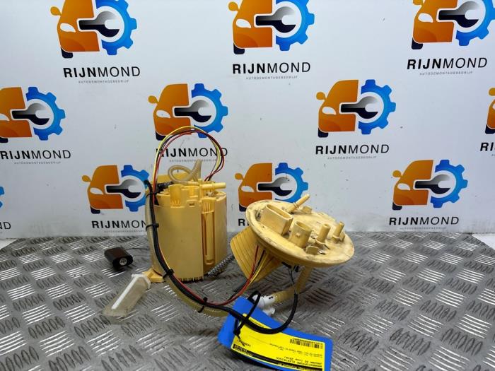Gebruikte Tank element Pomp Jaguar XE 2.0d 180 16V Prijs op aanvraag aangeboden door Autodemontage Rijnmond BV
