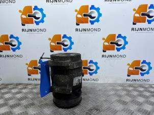 Gebruikte Aircopomp Opel Vivaro 2.5 CDTI 16V Prijs € 80,00 Margeregeling aangeboden door Autodemontage Rijnmond BV