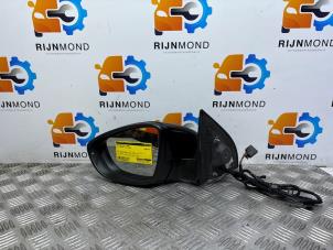 Gebruikte Buitenspiegel links Volkswagen Scirocco (137/13AD) 2.0 TSI 16V Prijs € 75,00 Margeregeling aangeboden door Autodemontage Rijnmond BV