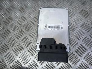 Gebruikte Veercomputer Volkswagen Scirocco (137/13AD) 2.0 TSI 16V Prijs op aanvraag aangeboden door Autodemontage Rijnmond BV