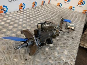 Gebruikte Stuurkolom compleet Peugeot 107 1.0 12V Prijs op aanvraag aangeboden door Autodemontage Rijnmond BV