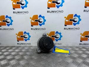 Gebruikte Motorrubber BMW 5 serie (F10) 520d 16V Prijs op aanvraag aangeboden door Autodemontage Rijnmond BV