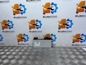 Gebruikte Centrale Deurvergrendelings Module BMW 5 serie (F10) 520d 16V Prijs op aanvraag aangeboden door Autodemontage Rijnmond BV