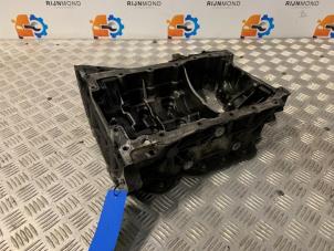 Gebruikte Carterpan Renault Master III (MA/MB/MC/MD/MH/MF/MG/MH) 2.3 dCi 16V Prijs op aanvraag aangeboden door Autodemontage Rijnmond BV