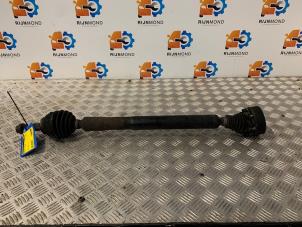 Gebruikte Cardanas rechts-voor (VWA) Volkswagen Passat (3C2) 1.6 FSI 16V Prijs op aanvraag aangeboden door Autodemontage Rijnmond BV