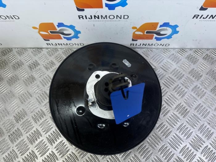 Gebruikte Rembol Renault Trafic New (FL) 2.0 dCi 16V 90 Prijs op aanvraag aangeboden door Autodemontage Rijnmond BV