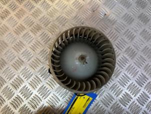 Gebruikte Aanjager Smart Forfour (454) 1.3 16V Prijs op aanvraag aangeboden door Autodemontage Rijnmond BV