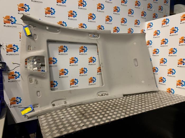 Gebruikte Hemelbekleding Mercedes B (W245) 1.5 B-160 16V Prijs op aanvraag aangeboden door Autodemontage Rijnmond BV
