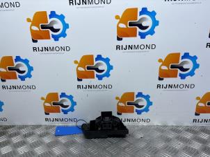 Gebruikte Zekeringkast Audi A1 Sportback (8XA/8XF) 1.6 TDI 16V Prijs € 60,49 Inclusief btw aangeboden door Autodemontage Rijnmond BV