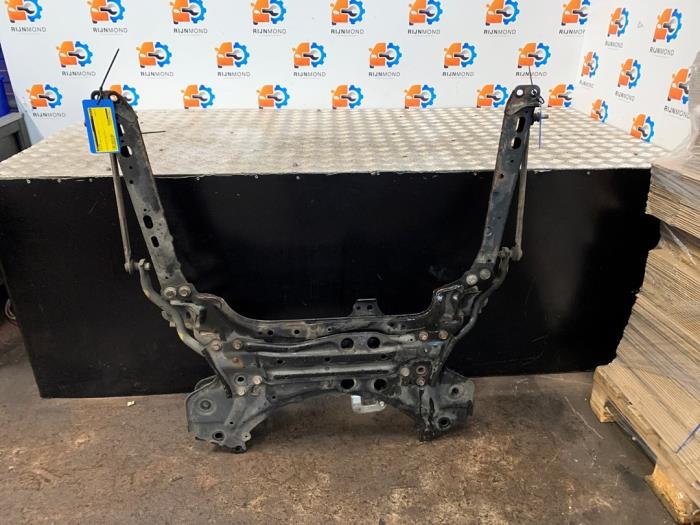 Gebruikte Subframe Lexus CT 200h 1.8 16V Prijs € 175,00 Margeregeling aangeboden door Autodemontage Rijnmond BV