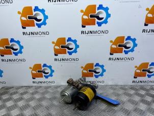 Gebruikte Rembol Lexus CT 200h 1.8 16V Prijs € 230,00 Margeregeling aangeboden door Autodemontage Rijnmond BV