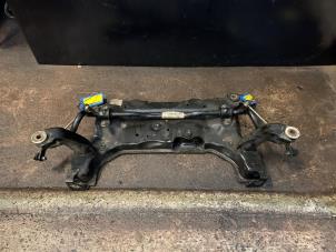 Gebruikte Subframe Ford Grand C-Max (DXA) 1.0 Ti-VCT EcoBoost 12V 125 Prijs op aanvraag aangeboden door Autodemontage Rijnmond BV