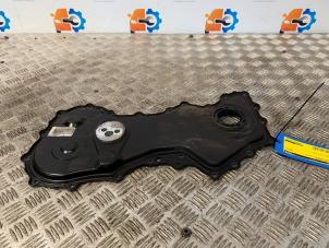 Gebruikte Distributiedeksel Nissan Primastar 2.0 dCi 90 Prijs op aanvraag aangeboden door Autodemontage Rijnmond BV