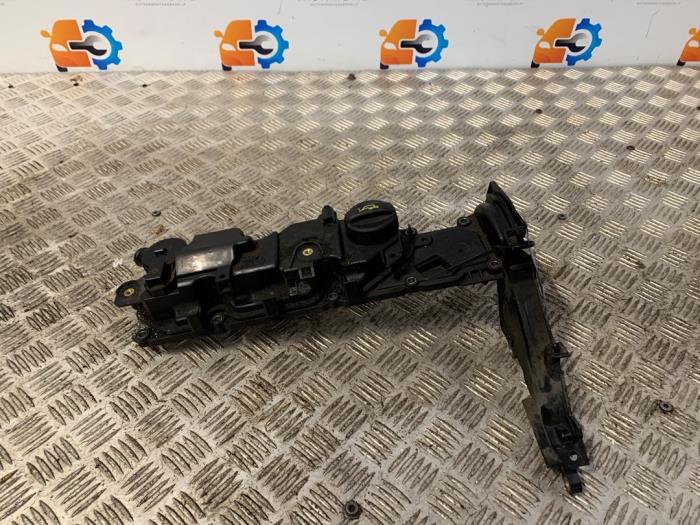 Gebruikte Kleppendeksel Citroen C3 (SC) 1.6 HDi 92 Prijs op aanvraag aangeboden door Autodemontage Rijnmond BV